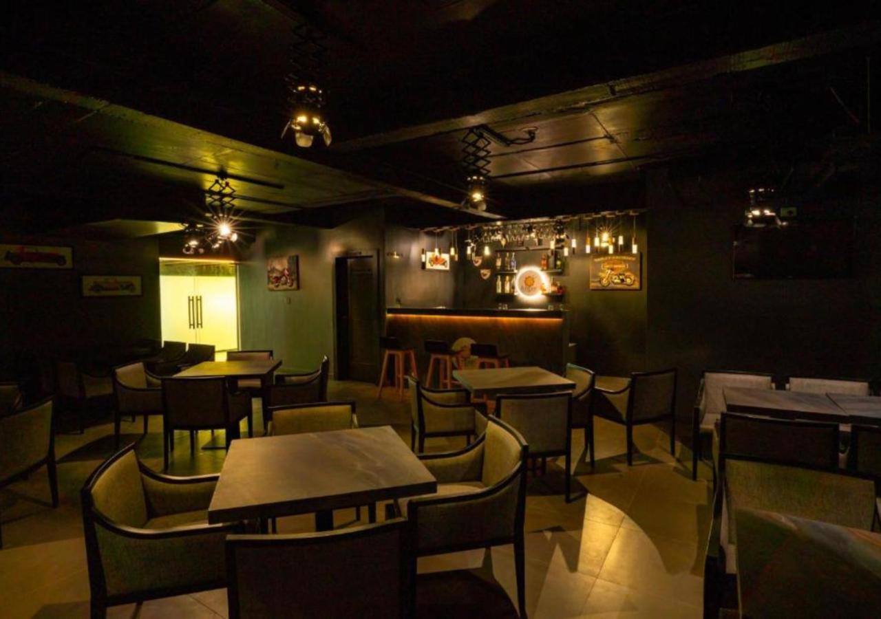 Hotel Visakka Palani Eksteriør billede